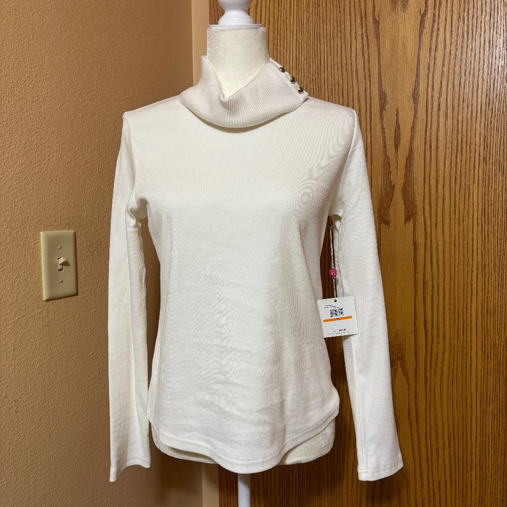 Rafaella NWT PS top/sweater color is a white, manufacturer calls it Egret